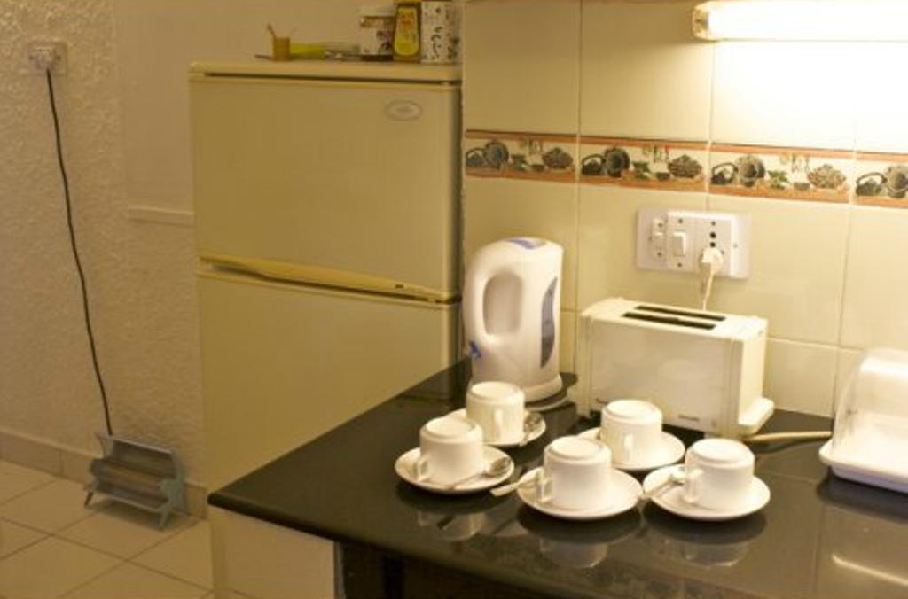 Eleven Bed & Breakfast Ню Делхи Екстериор снимка